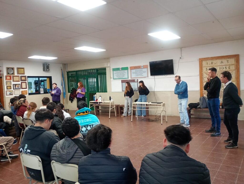 Imagen de WhatsApp 2025 08 18 a las 20.06.20 69c18900