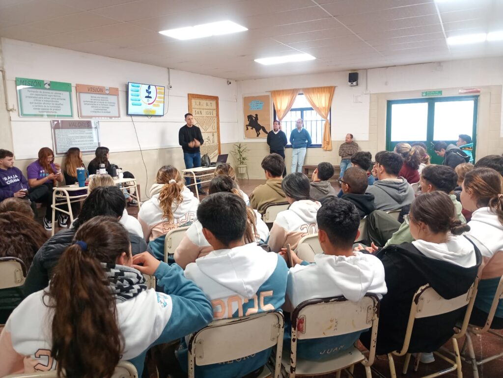 Imagen de WhatsApp 2025 08 18 a las 20.06.23 5a9f791e